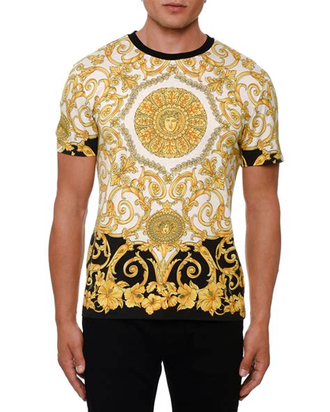 versace t shirt kettenmuster|Men's Versace Sale .